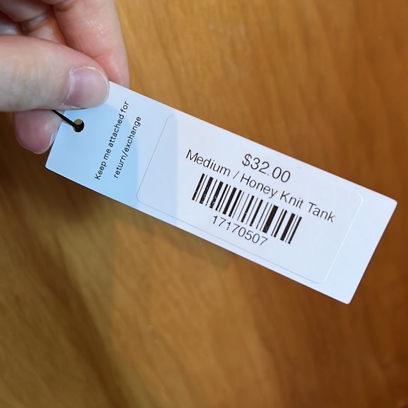 Cropped Sweater Tank - Picture 2 of 4